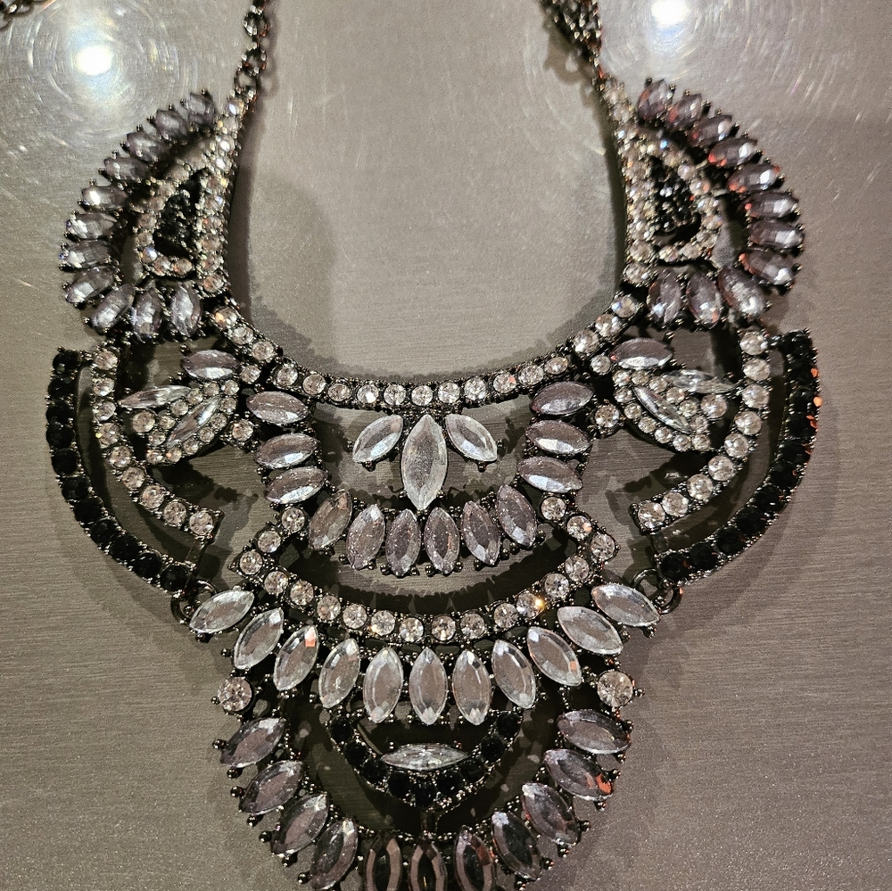Statement Necklace - Picture 3 of 3